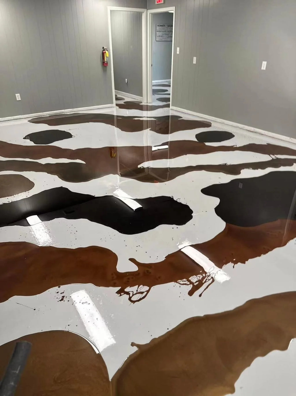 2:1 Self-Leveling 100% Solids Industrial Grade Epoxy Resin Kit 3 Gallons for Garage Floors