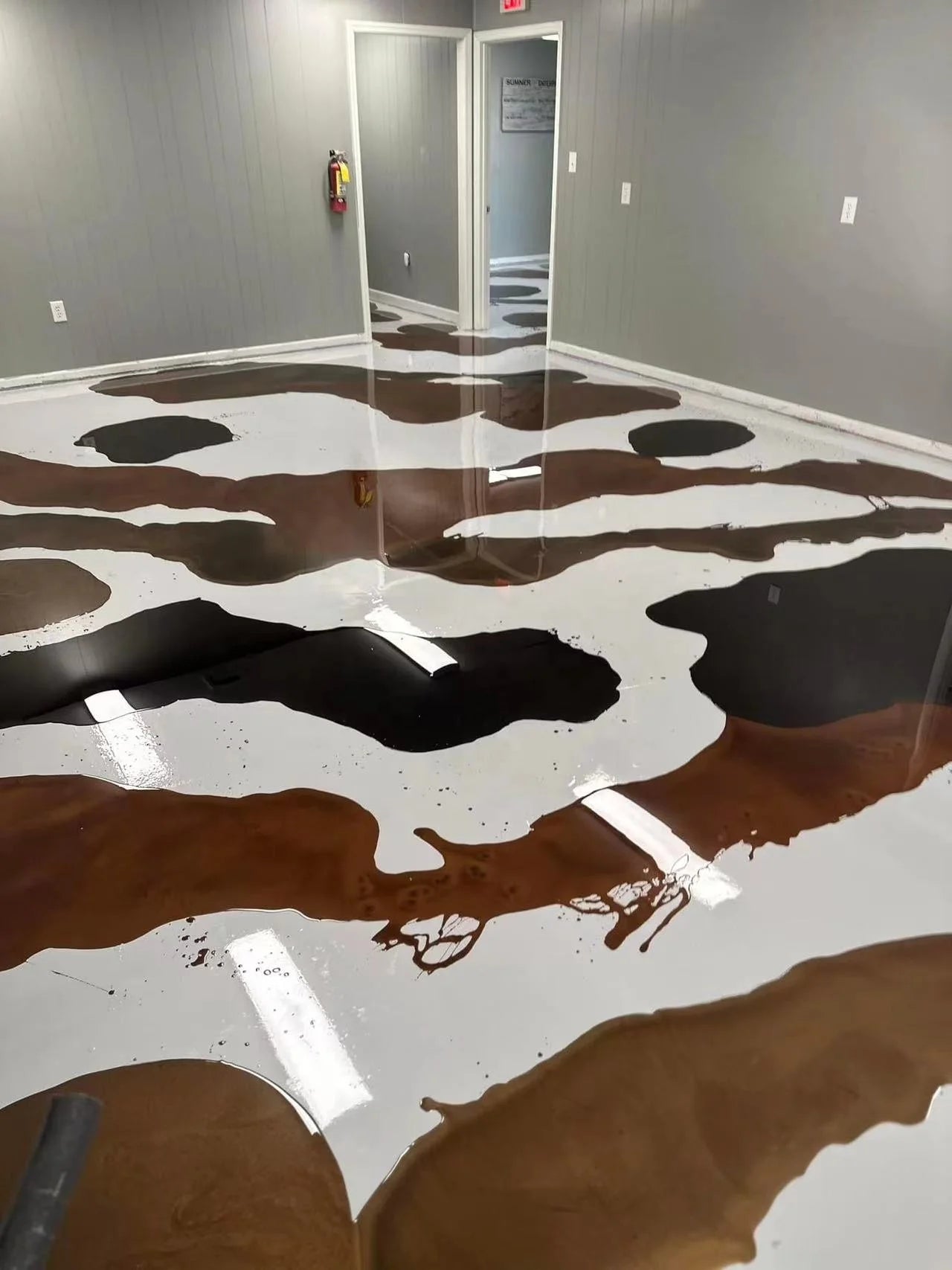 2:1 Self-Leveling 100% Solids Industrial Grade Epoxy Resin Kit 3 Gallons for Garage Floors